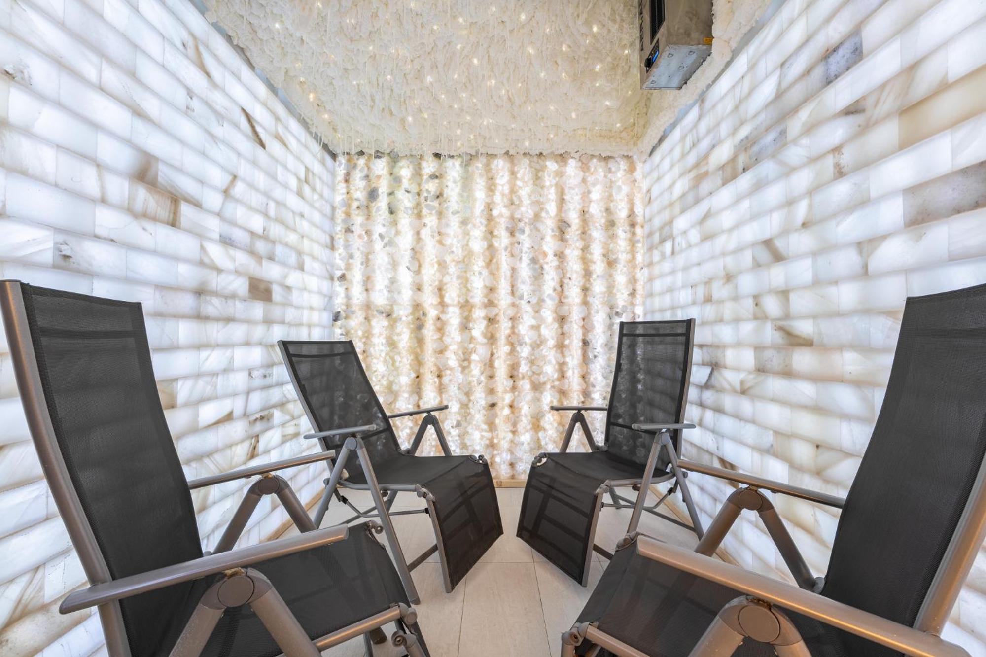 Villa Cannes Resort Zakopane - Grota Solna, Sauna Finska Buitenkant foto